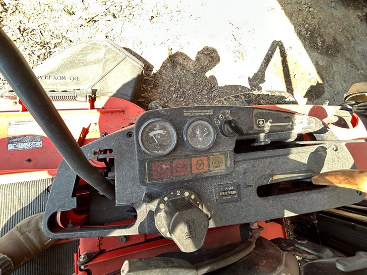 kubota-zd331-image-48