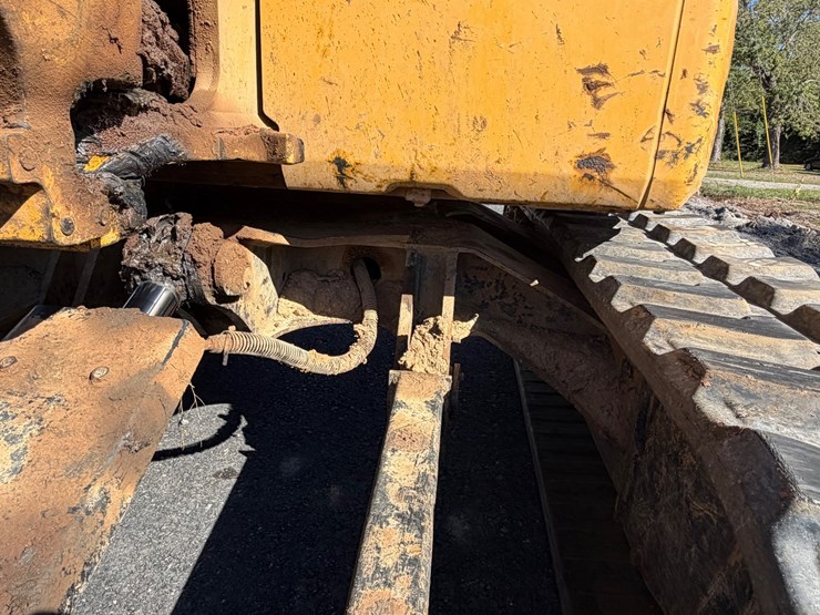 2018-caterpillar-305.5e2-image-18