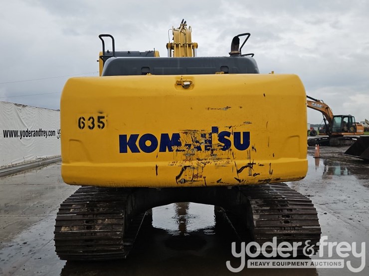 2014-komatsu-pc210-lc-10-image-25