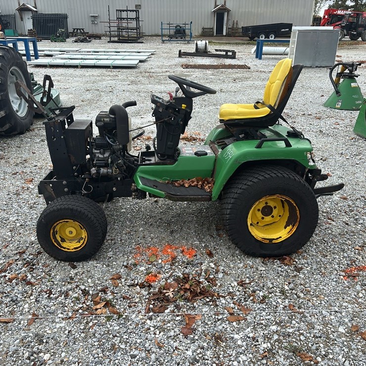 JOHN DEERE 425