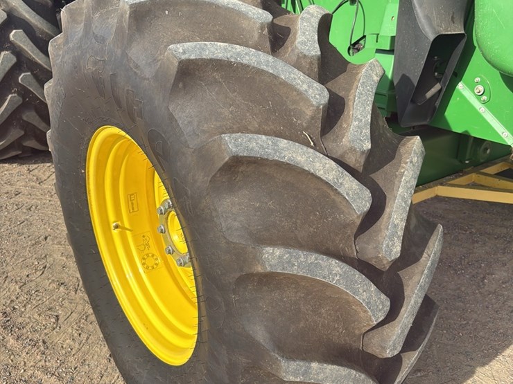 2012-john-deere-s550-image-4