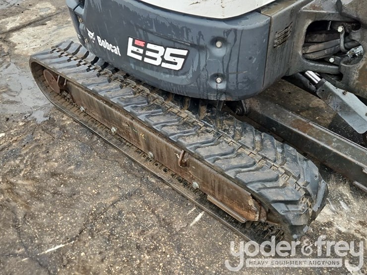 2019-bobcat-e35i-image-8