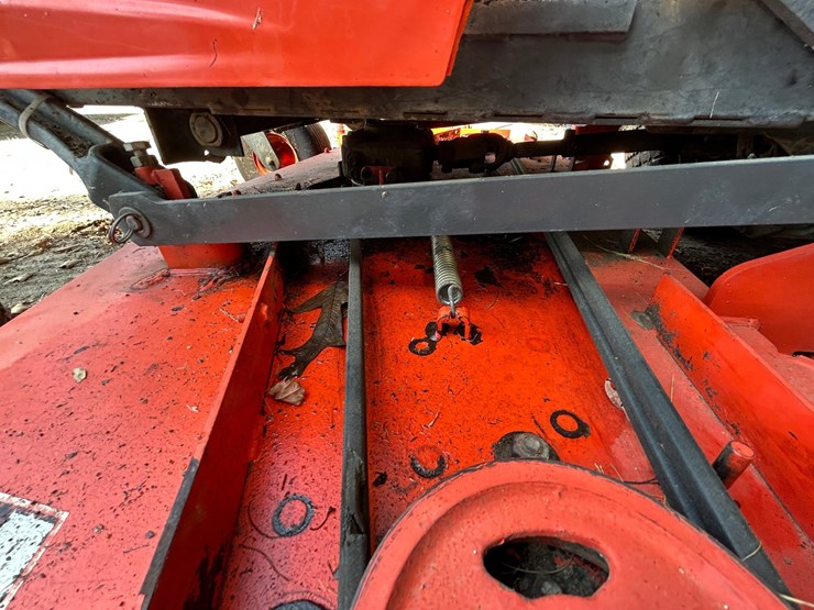kubota-zd331-image-24