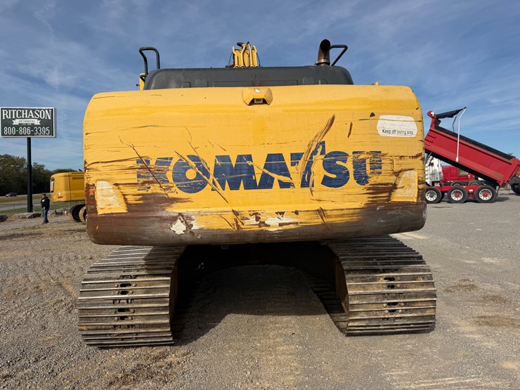 2012-komatsu-pc210-lc-10-image-4