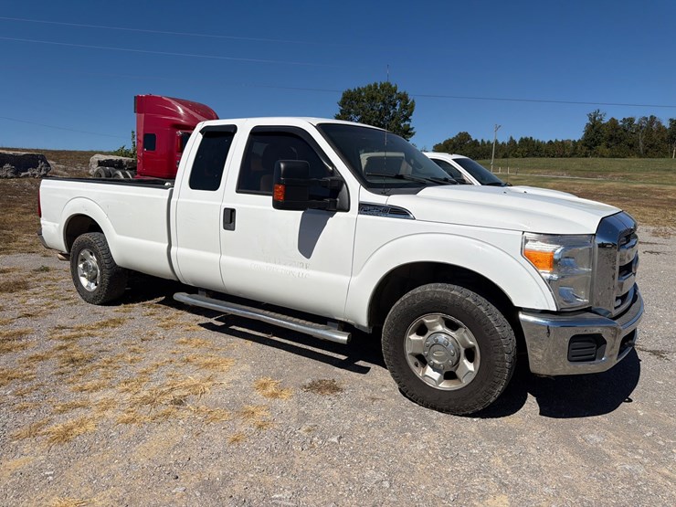 2012-ford-f250-xlt-image-3