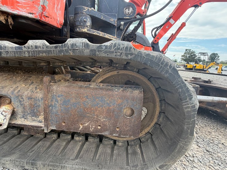 #23-•-2012-kubota-080-3-mini-excavator-image-18