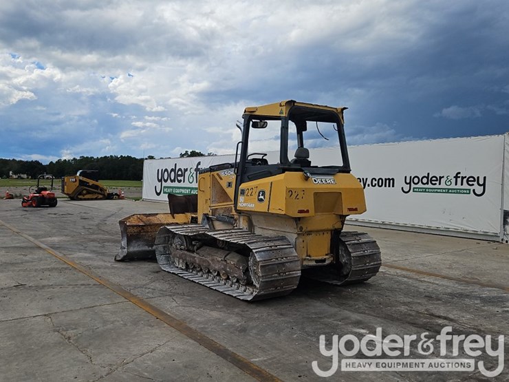 2013-deere-650k-lgp-image-4
