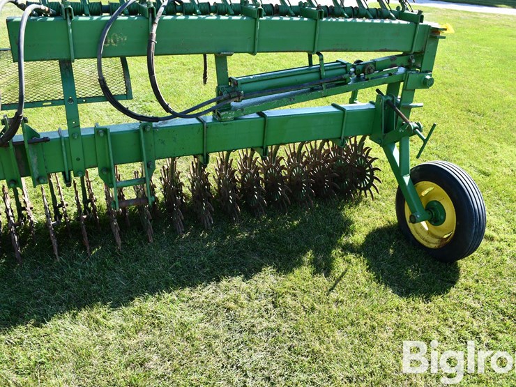 john-deere-400-image-19