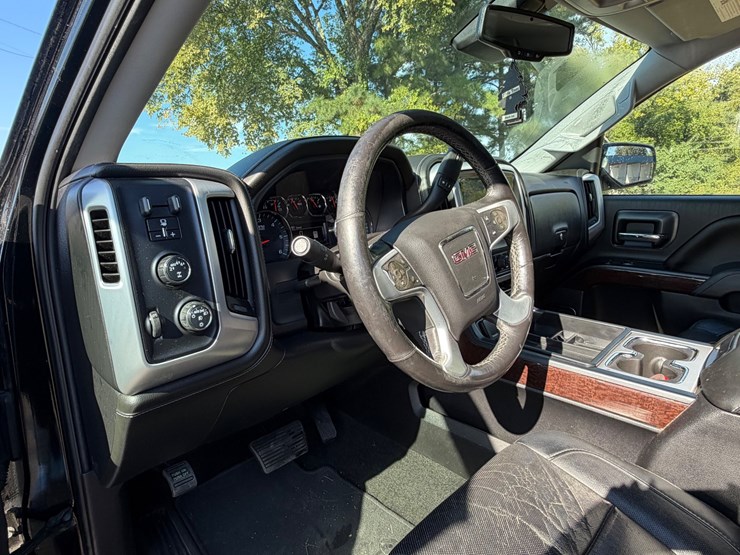 #49-•-2018-gmc-sierra-slt-pickup-truck-image-28
