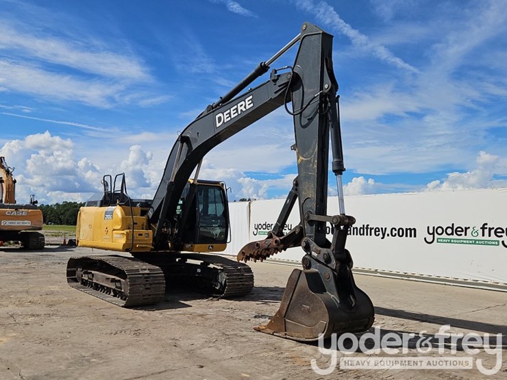 2019-deere-210g-image-7