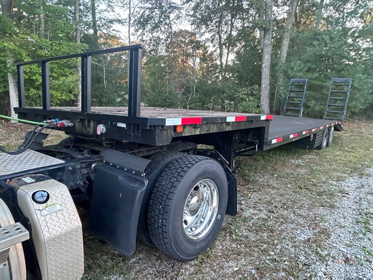 #78-•-1995-cherokee-tandem-axle-step-deck-image-1