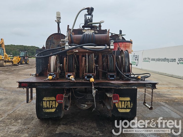 1990-ford-l8000-image-13