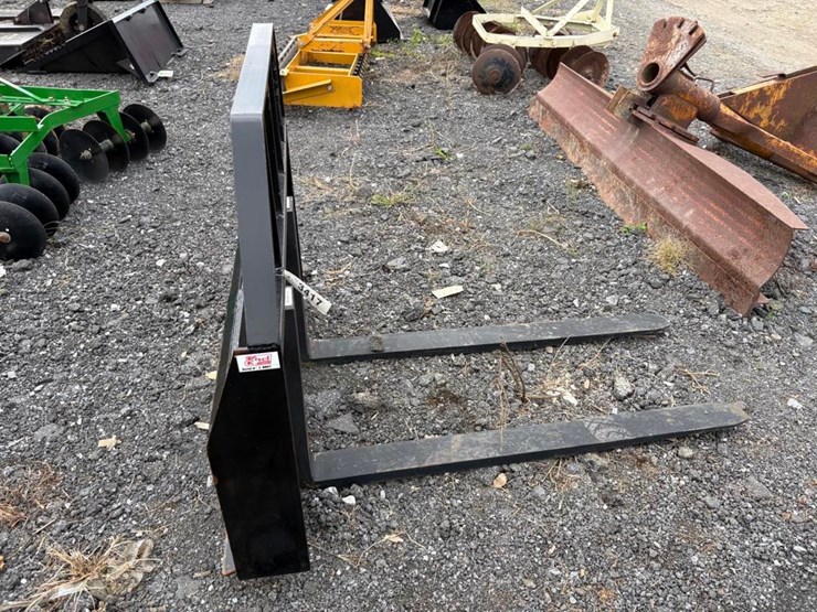 kivel-48in-pallet-fork-attachment-image-3