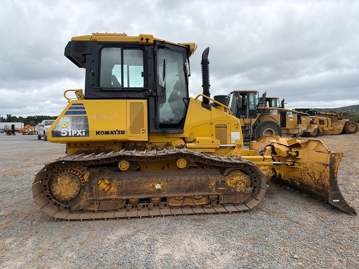 2014-komatsu-d51pxi-22-image-11