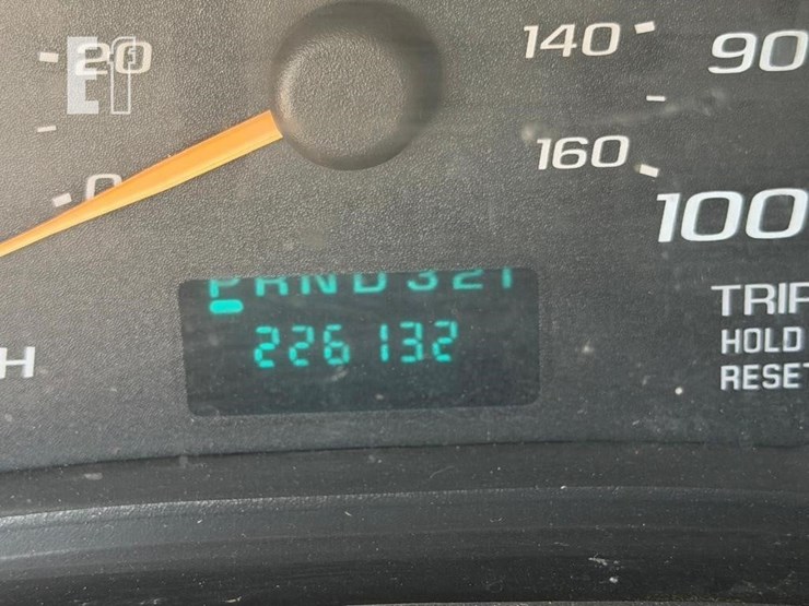 2004-chevrolet-express-1500-image-13