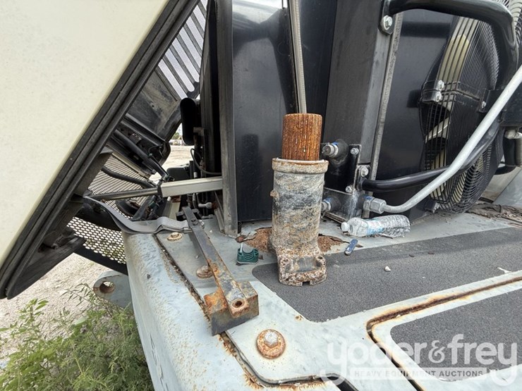 2020-terex-ta300-image-10