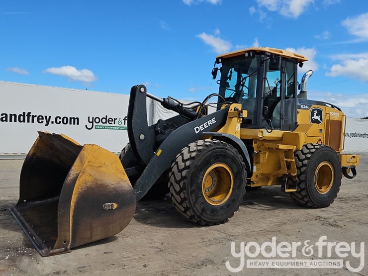 2019-deere-624l-image-1