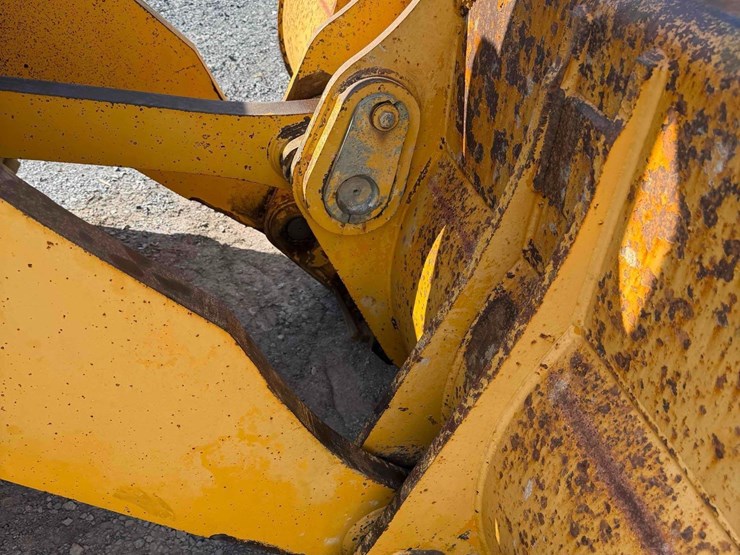 deere-744h-image-5