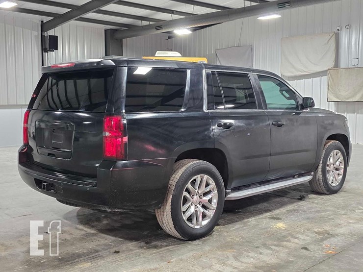 2015-chevrolet-tahoe-police-image-3