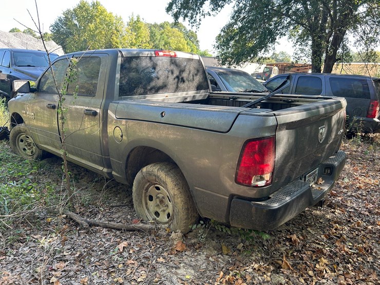 2013-dodge-1500-image-4