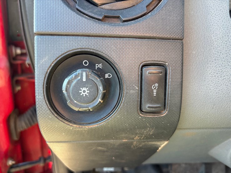 2014-ford-f350-image-52