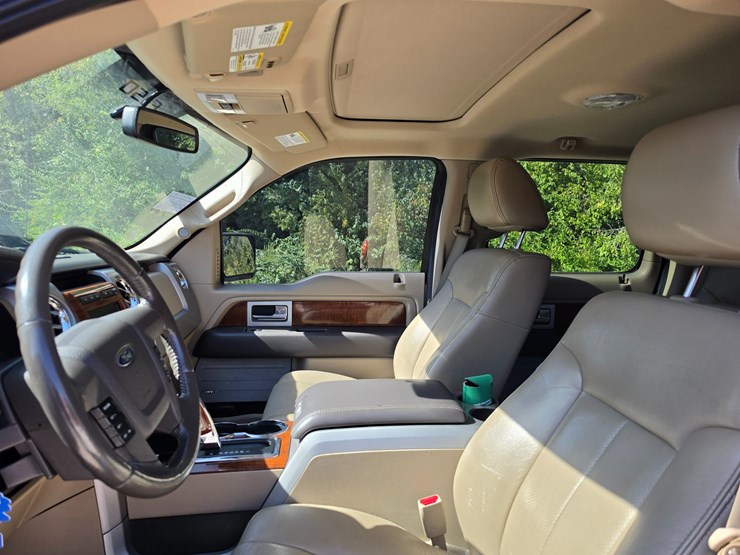 2010-ford-f150-image-37