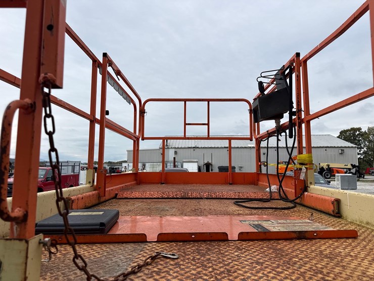 2002-jlg-4069le-image-6