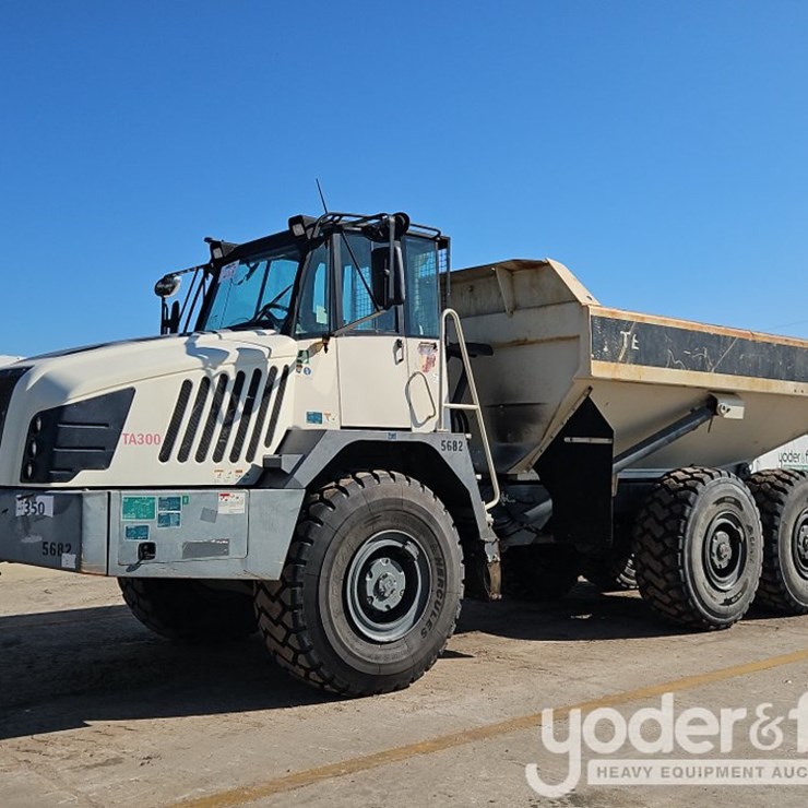 2021 TEREX TA300
