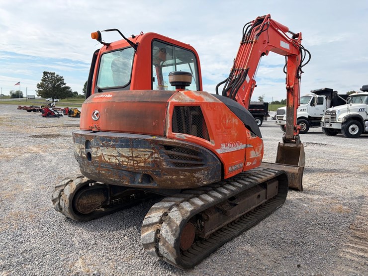 #22-•-2009-kubota-080-3-mini-excavator-image-12
