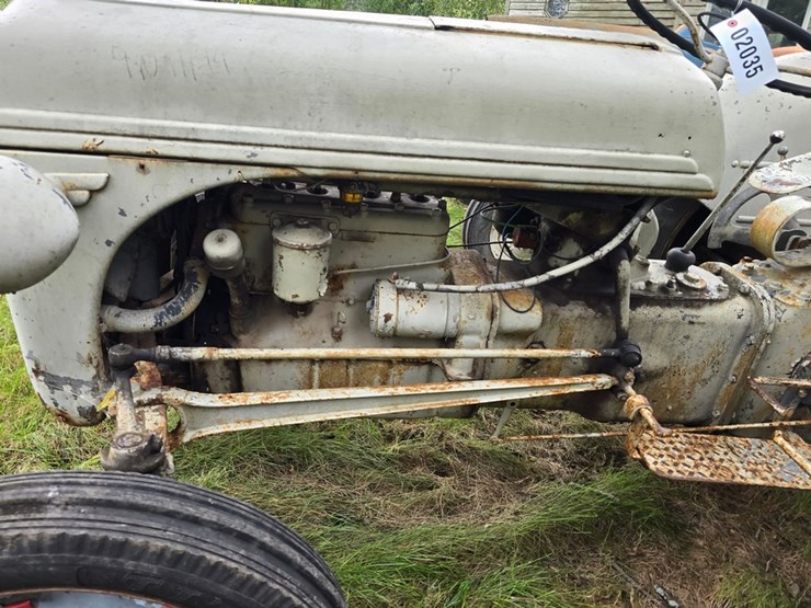 ford-8n-image-9