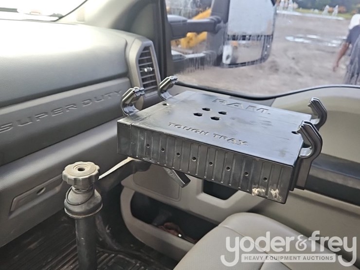 2018-ford-f550-image-24