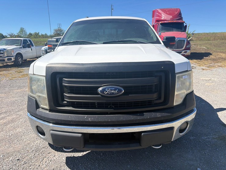 2013-ford-f150-xlt-image-2