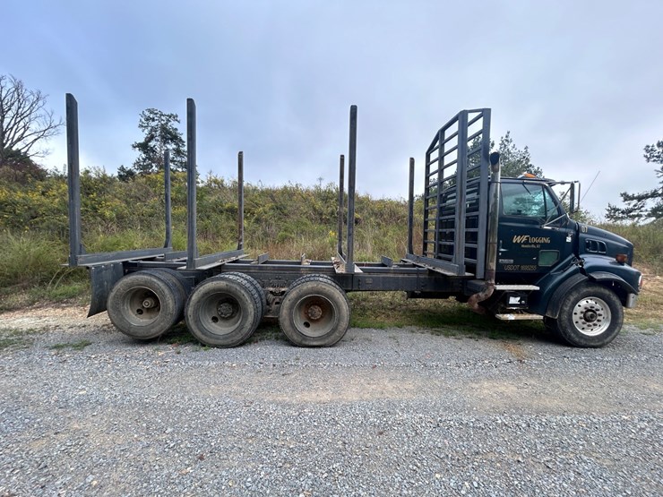 #39-•-2005-sterling-tri-axle-log-truck-image-11