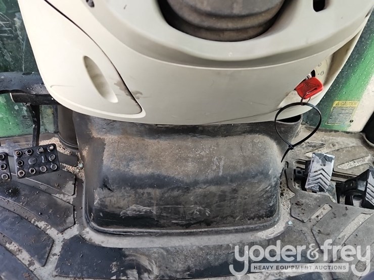2012-john-deere-4520-image-27