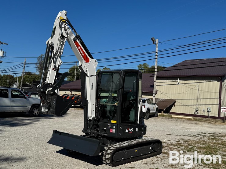 2026-bobcat-e40-image-1