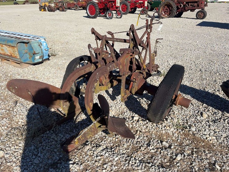 oliver-two-way-plow-image-3