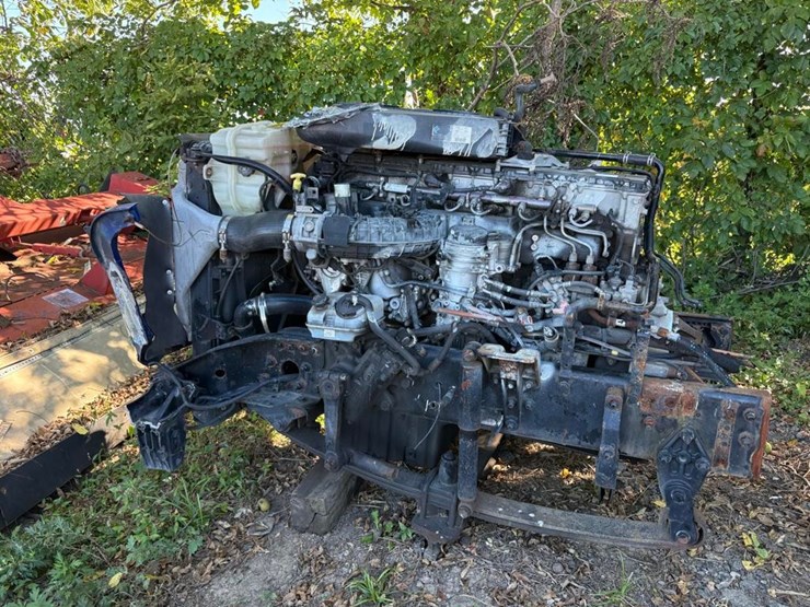 detroit-diesel-engine-image-1