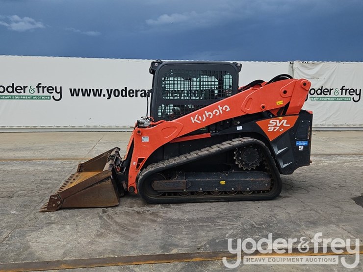 2023-kubota-svl97-2-image-3
