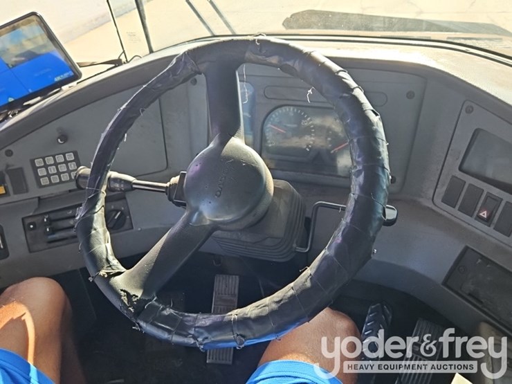 volvo-a25d-image-30