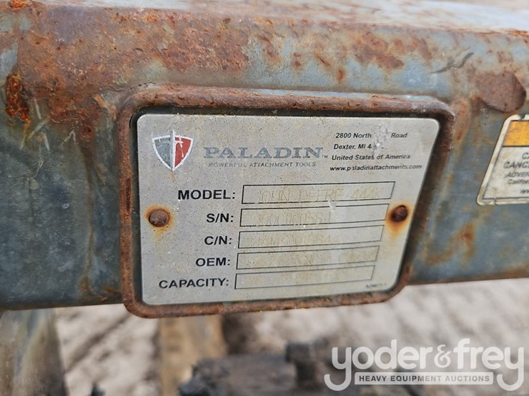 deere-444k-image-5