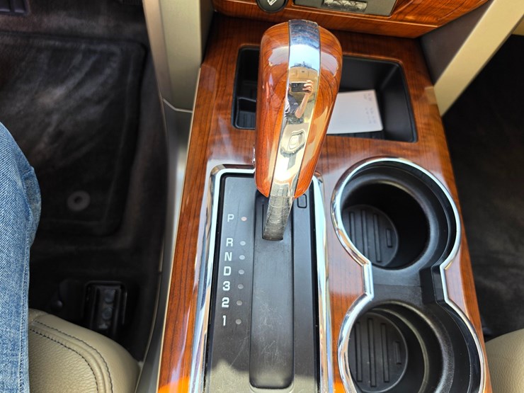 2010-ford-f150-image-44