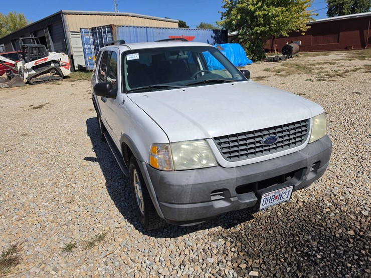 2003-ford-explorer-image-15