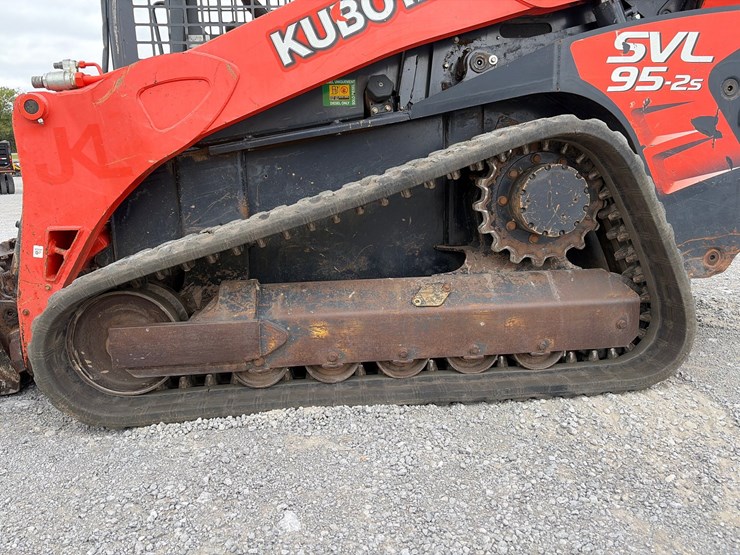 kubota-svl95-2s-image-4