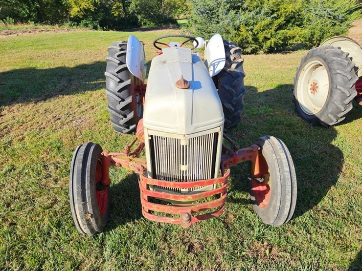 ford-8n-image-8