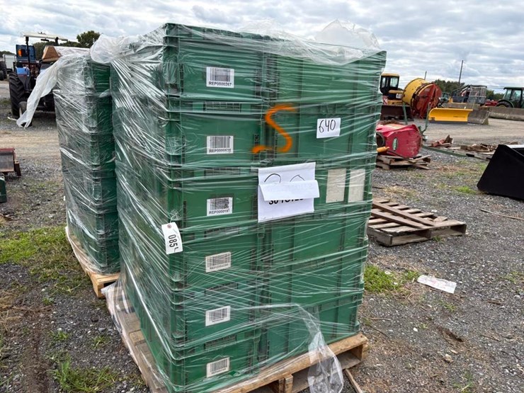 stackable-plastic-bins-image-2