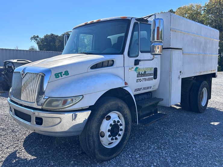 2002-international-durastar-4400-image-1