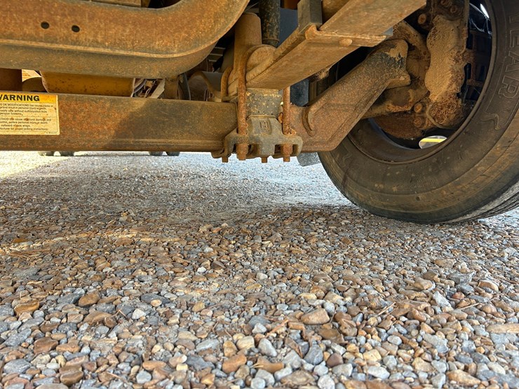 2007-caterpillar-c7-image-16