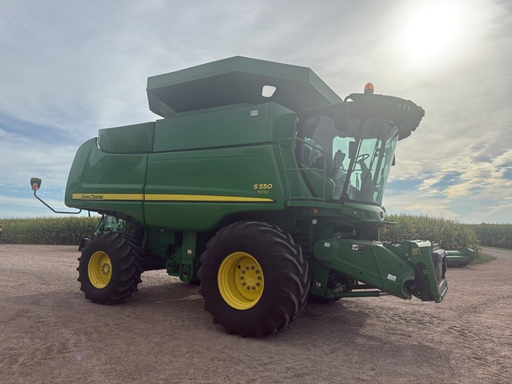 2012-john-deere-s550-image-20