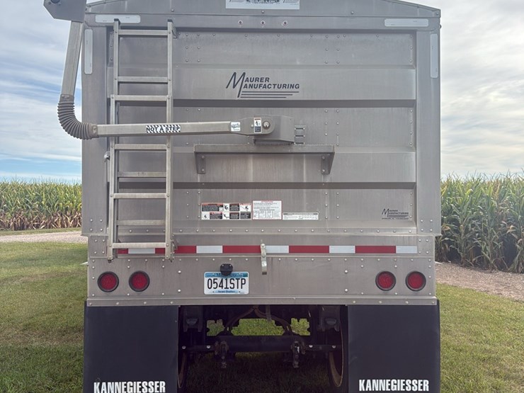 2015--mauer-36’-grain-hopper-w/-shurco-4500-series-electric-tarp,-ag-hoppers,-aluminum,-one-owner-trailer-image-8