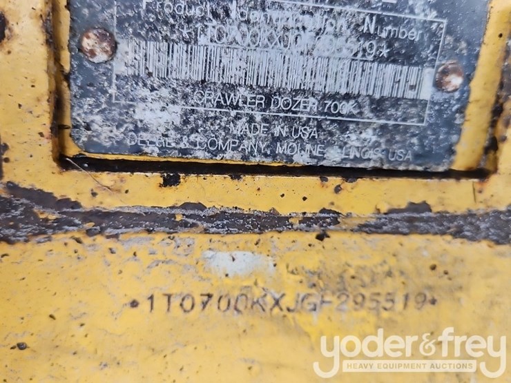 2016-deere-700k-lgp-image-33